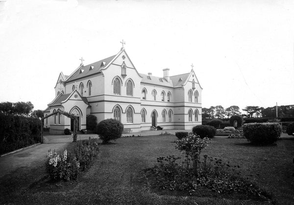 Old black and white photo of the Convent at Koroit.