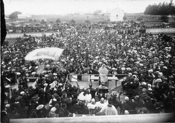 Old photo showing the many thousands of people who turned up to the opening of the Convent at Koroit.